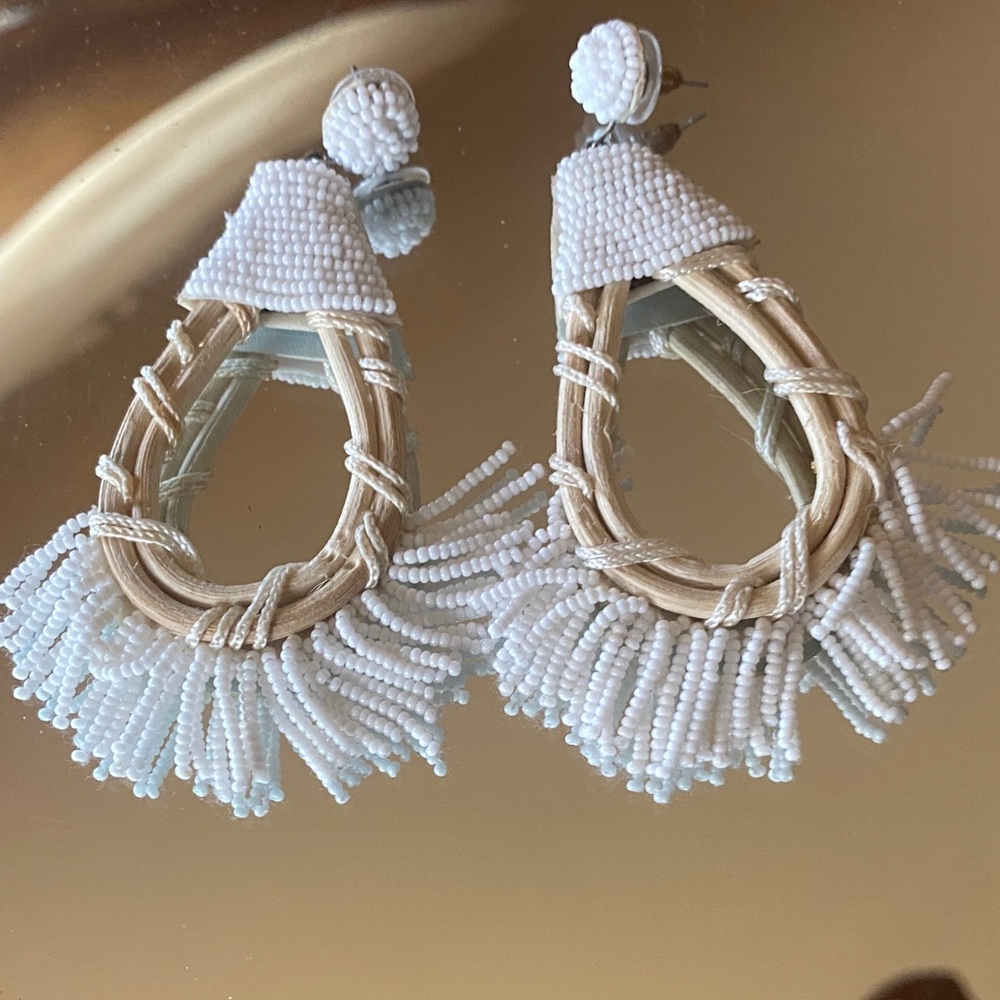 Beaded Rattan Teardrop Fringe Earrings - White